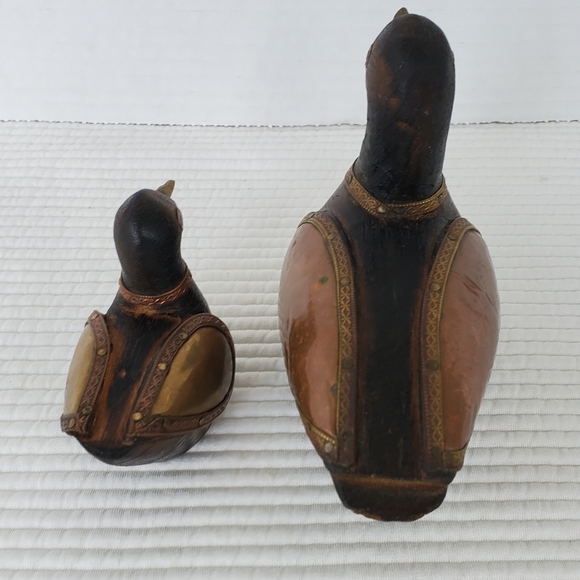 2 Ducks Brass Wood Figurines Bird Vintage 5.5"x4" & 3.5"x2.5" - Picture 3 of 13